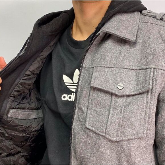 Guess Quilted Bomber w/ Hoodie Inset Size Large - Picture 2 of 10